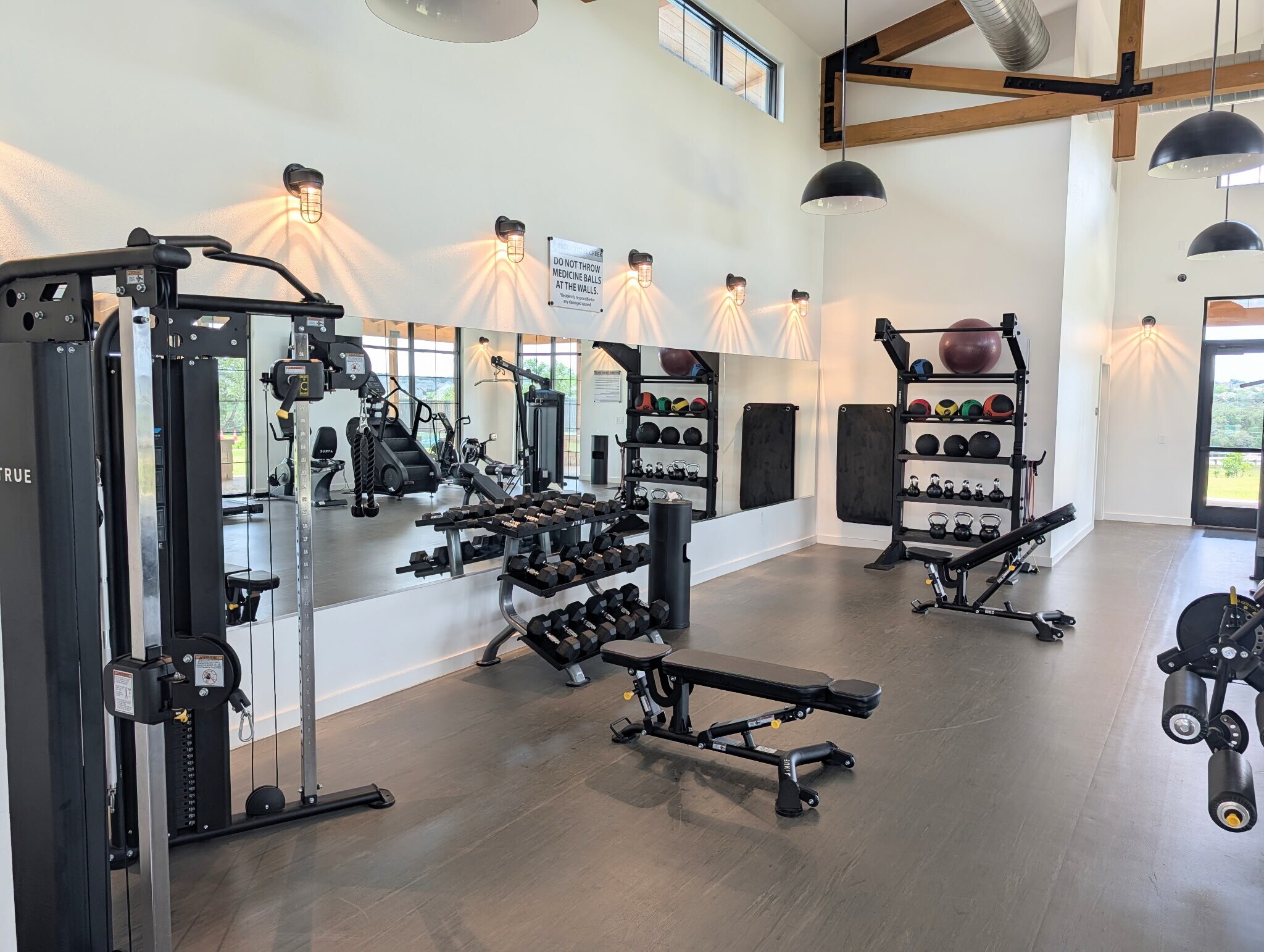 Building Photo - 5627 Jewel Curv