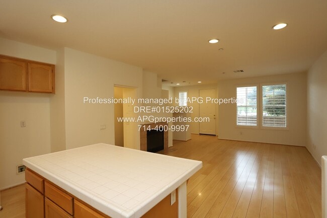 Building Photo - 187 Shattuck St