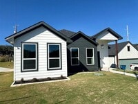 Building Photo - 2600 San Gabriel Dr
