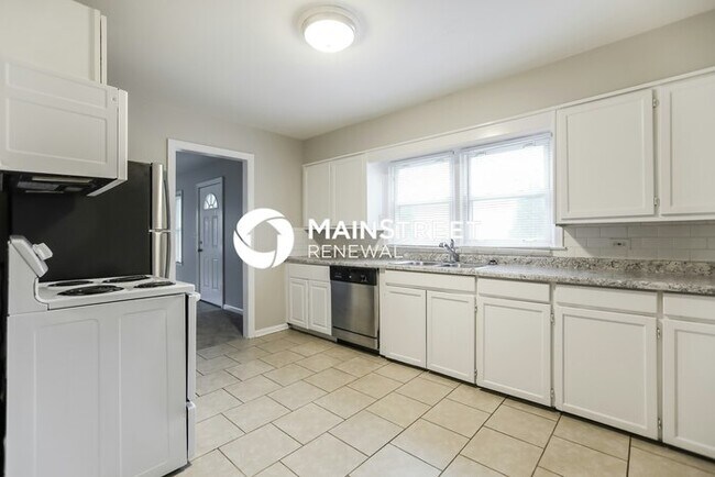 Building Photo - 3 Bedroom Pet-Friendly Home in Kansas City...