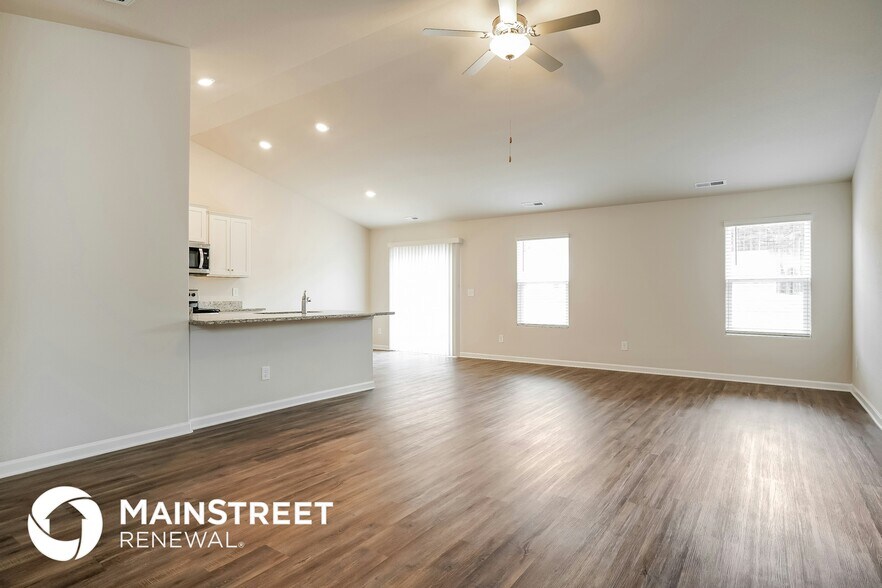 Building Photo - 125 Atlas Dr