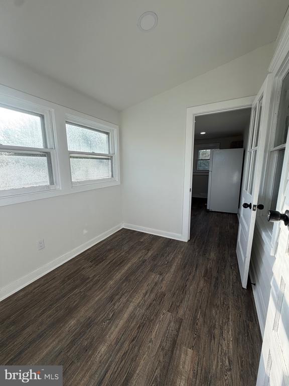 Building Photo - 517 Bentley Ave