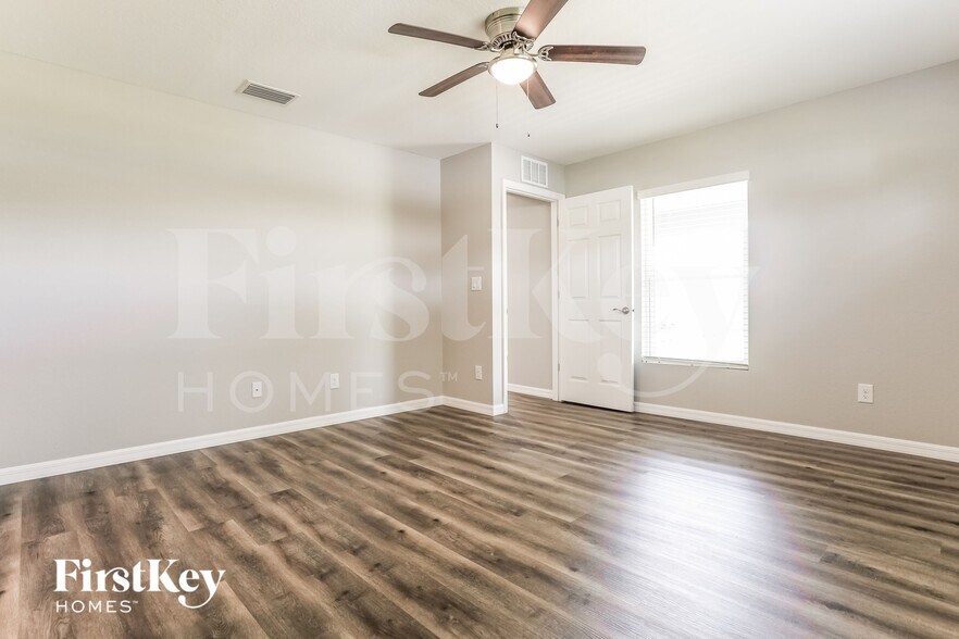 Building Photo - 20431 Mt Prospect Ave