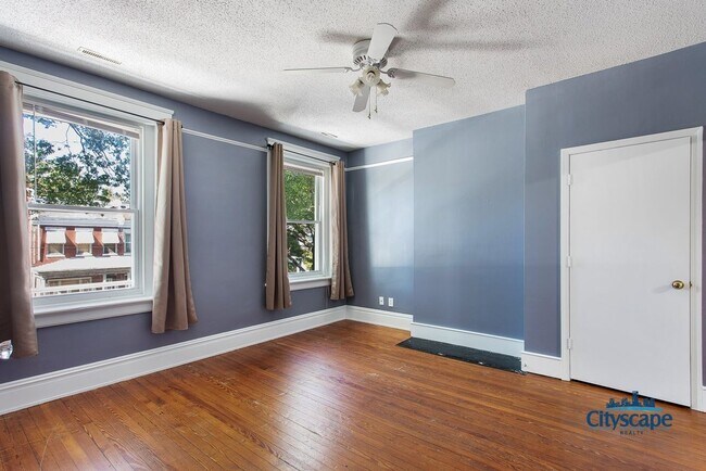 Building Photo - 507 N 32nd St