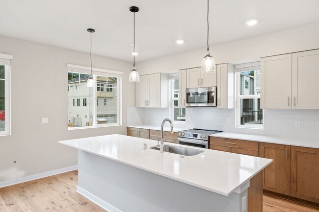 Building Photo - NEW CONSTRUCTION - 4 Bed | 3.5 Bathroom | ...