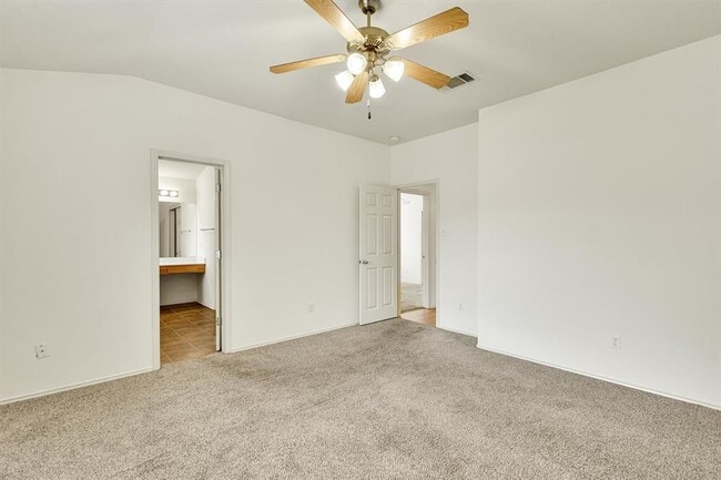 Building Photo - 17405 Bottle Springs Ln