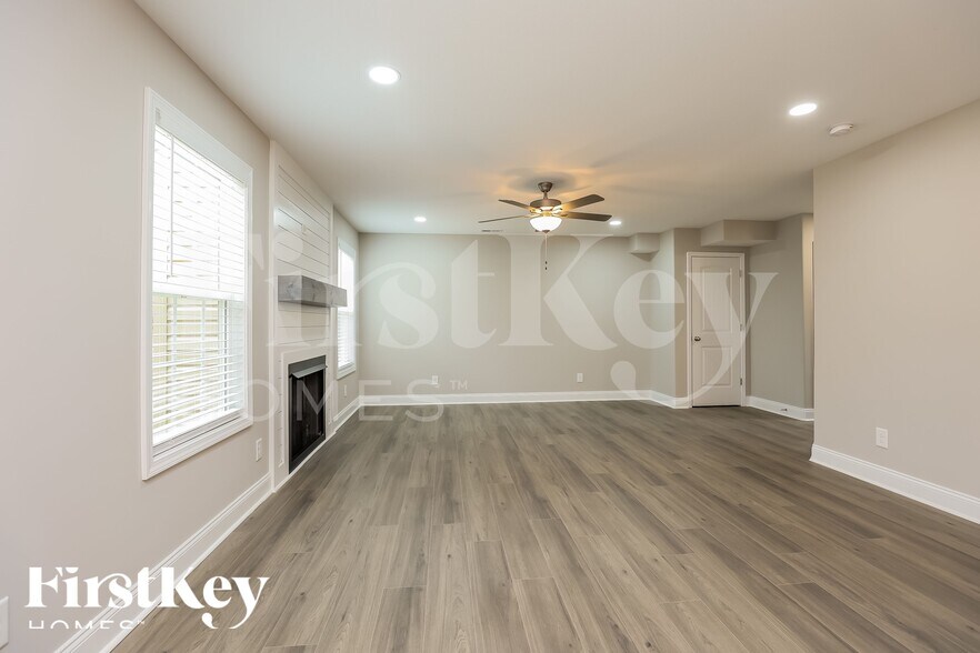 Building Photo - 1094 Winesap Rd