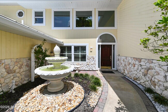 Building Photo - 2230 Sykes Creek Dr