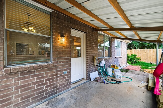 Building Photo - 2942 Blue Dawn Dr