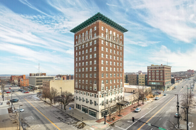 Building Photo - Kensington Tower Apartments