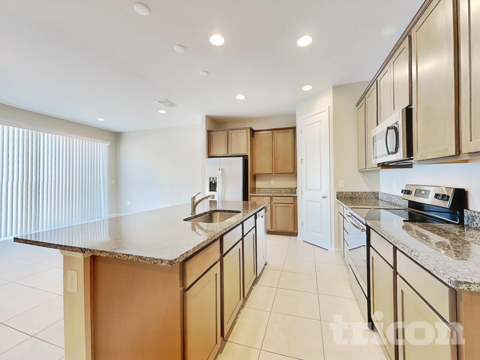 Building Photo - 676 Meadow Pointe Dr