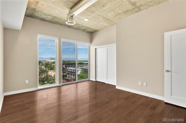 Building Photo - 1515 Julian St