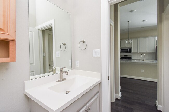 Building Photo - 19535 Shady Hike Ln