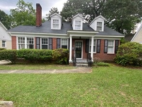 Building Photo - 3 bedroom 2 bath  Heathwood/ Melrose Heights Area