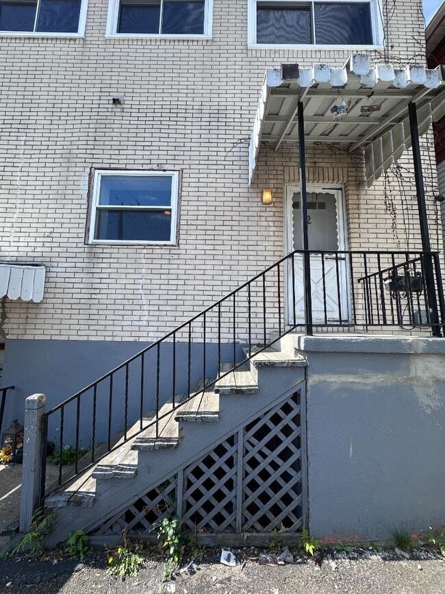 Primary Photo - 312 Blackman St