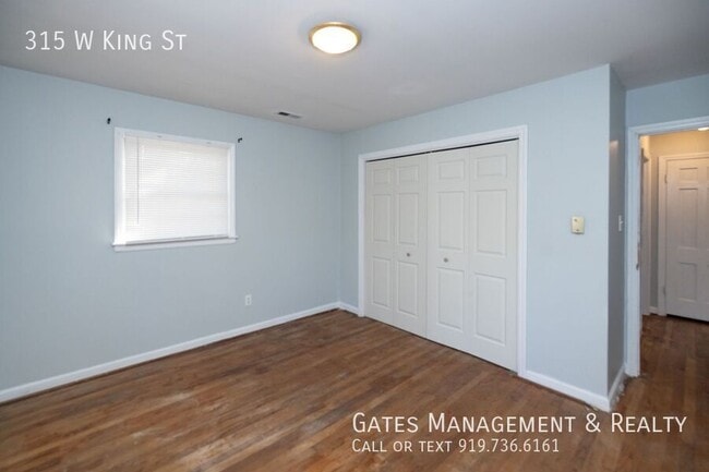 Building Photo - 315 W King St