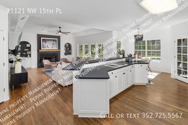 Building Photo - 11121 NW 15th Pl