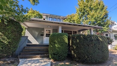 Building Photo - 7335 SE 21st Ave