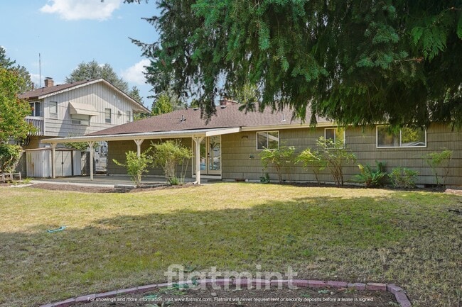 Building Photo - 32133 9th Ave S