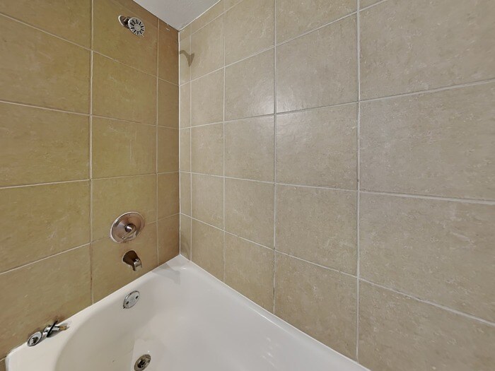 Building Photo - 7621 Pebble Beach Dr