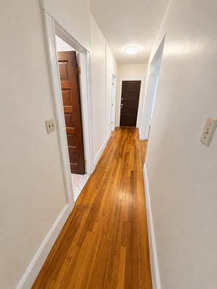 Building Photo - 333 Alewife Brook Pky