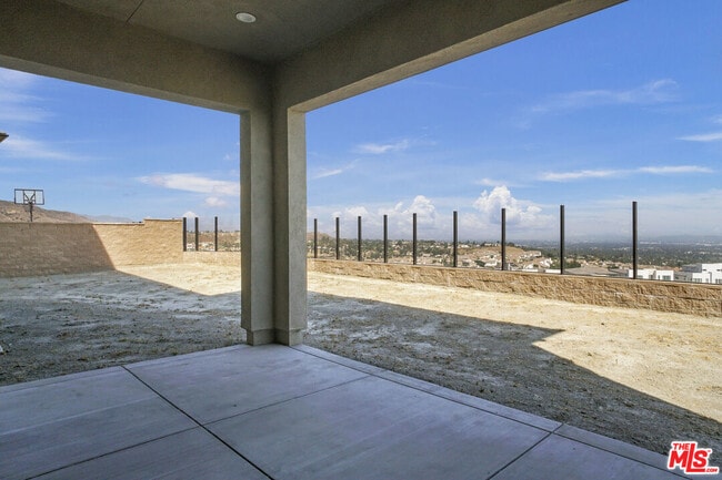 Building Photo - 11758 Hillsborough Ln