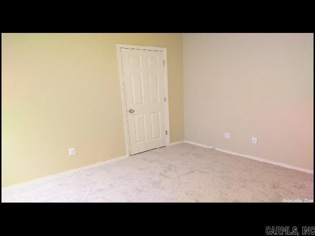 Building Photo - 316 Saunders Dr
