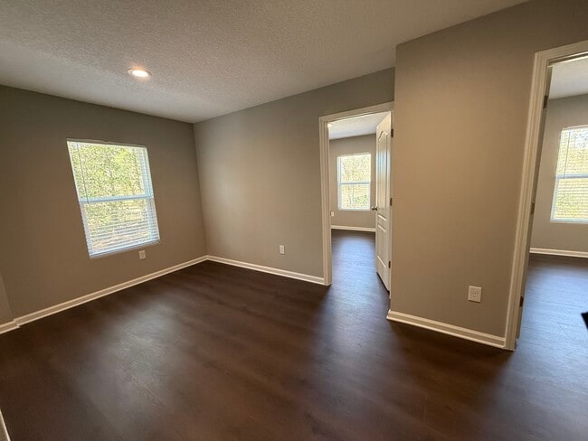 Building Photo - 117 Bass Ln