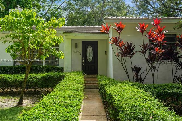 Building Photo - 1225 Tangier St