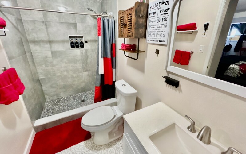 Building Photo - 814 E 126th Ave