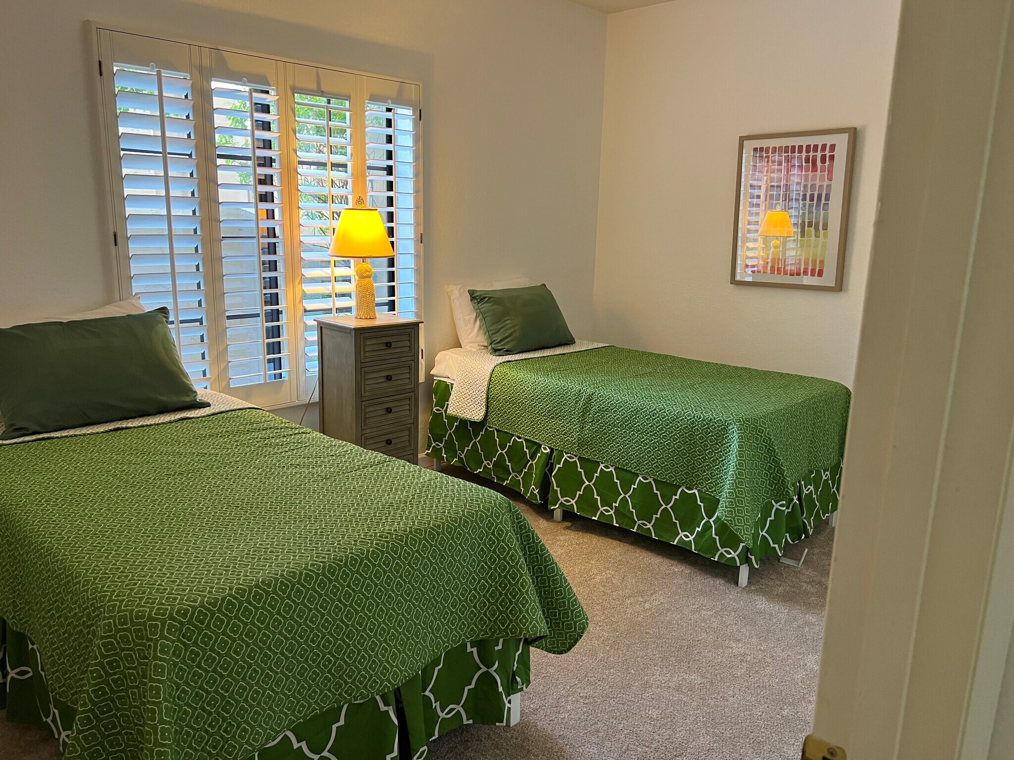 Building Photo - 6137 N 28th Pl