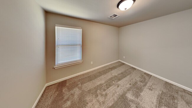 Building Photo - Beautiful 4 Bedroom 2 Bathroom Corner Lot ...