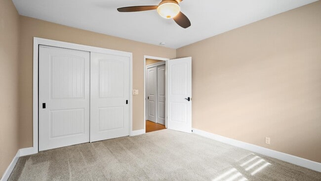 Building Photo - 156 Vineyard Cir