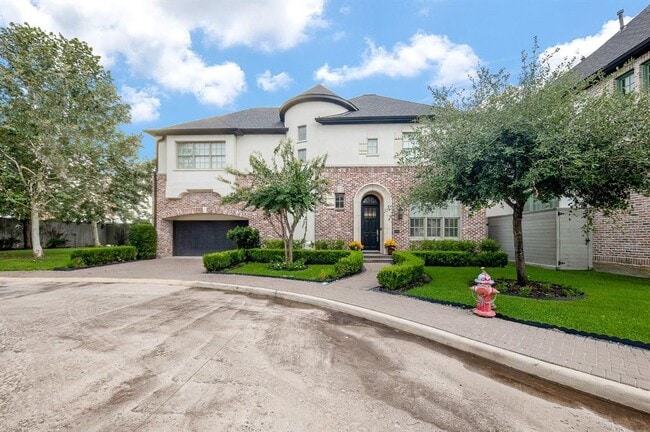 Building Photo - 5410 Alder Cir
