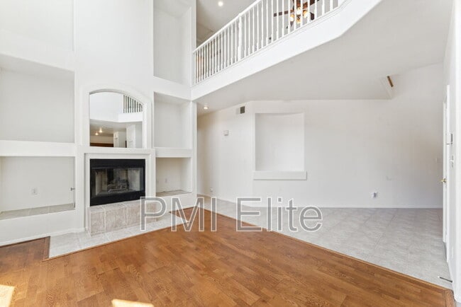 Building Photo - 2814 Caruso Ln