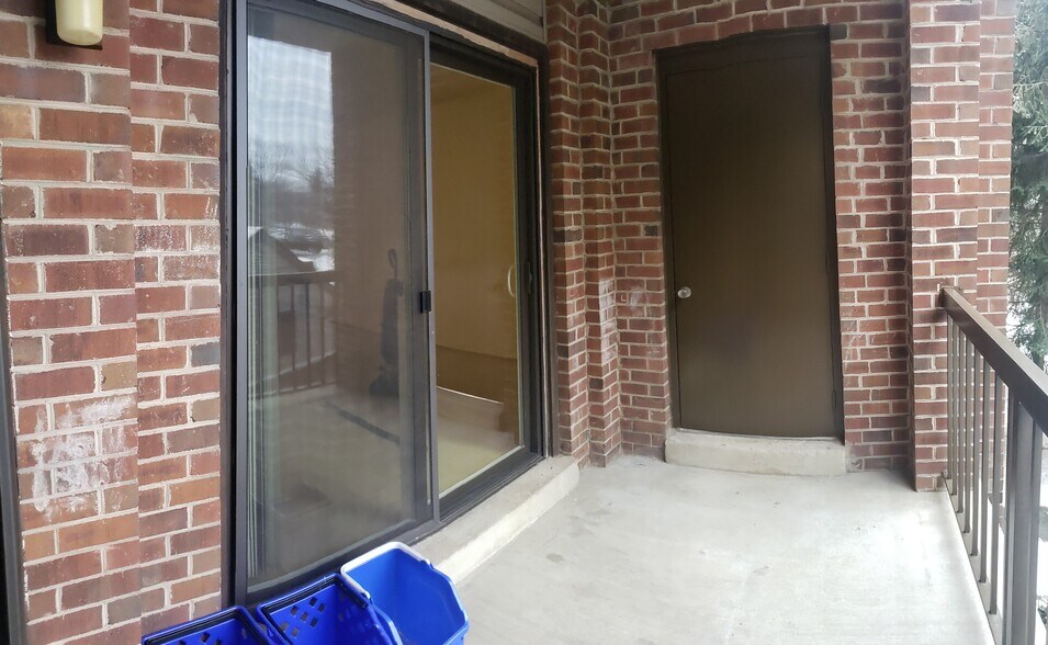 Building Photo - 8101 Needwood Rd