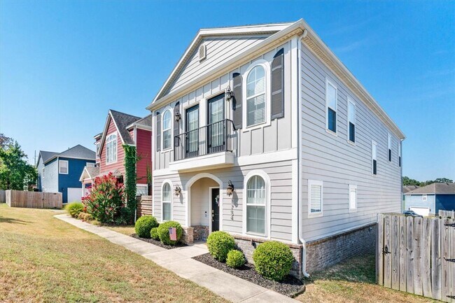 Building Photo - 1754 S Osage Rd