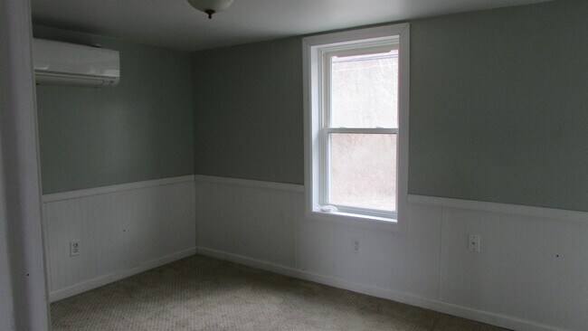 Building Photo - 18126 Spring Run Rd