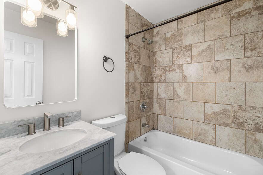 Building Photo - 203 Theodore Rd