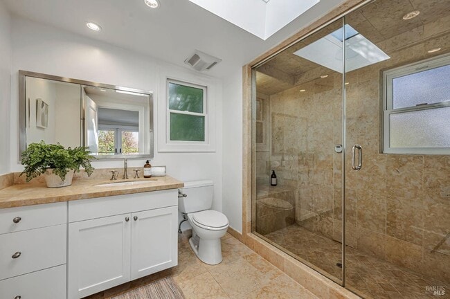 Building Photo - 544 Silverado Dr