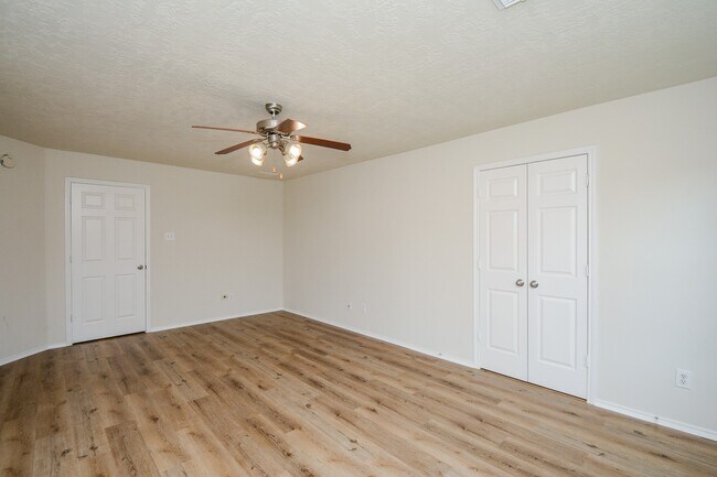 Building Photo - 7827 Talladega Springs Ln
