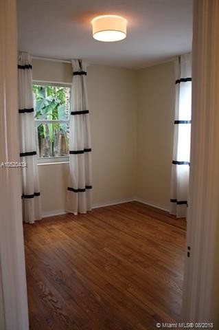 Building Photo - 183 NE 89th St