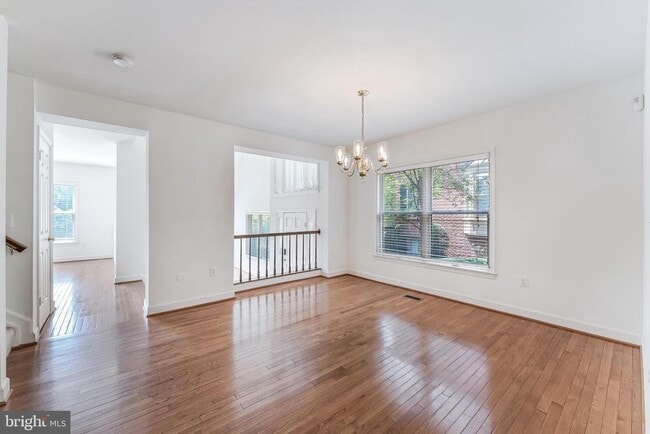 Building Photo - 1443 Hampton Hill Cir