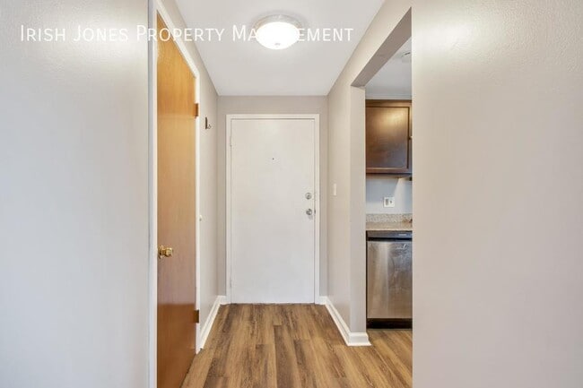 Building Photo - 880 Millersport Hwy