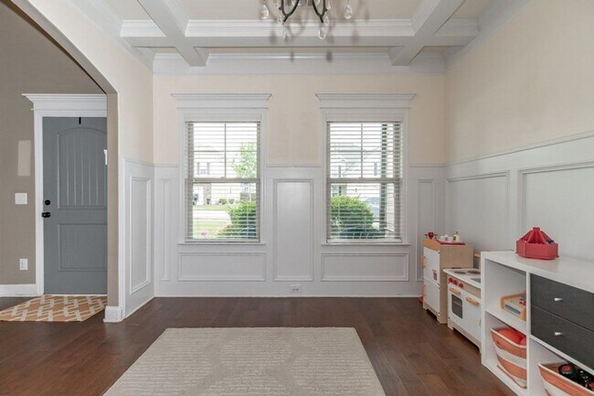 Building Photo - 5461 Everlook Cir