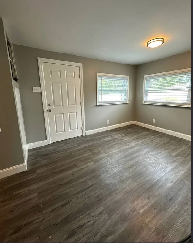 Building Photo - 3471 50th Ave N