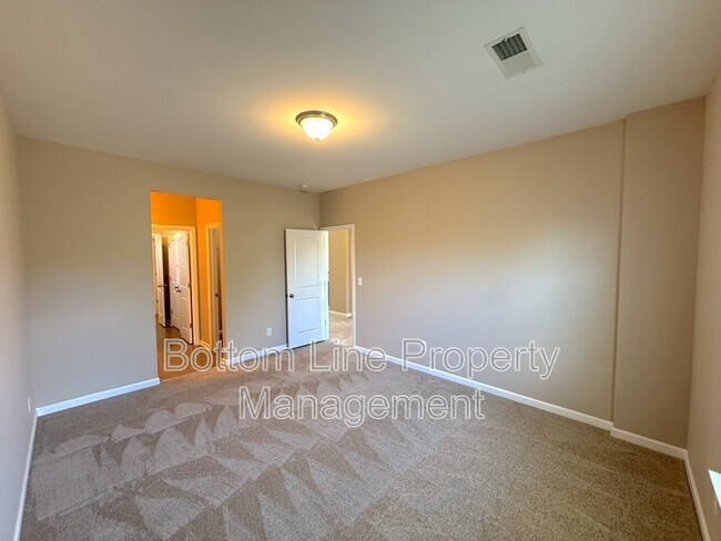 Building Photo - 178 Alexandria Dr