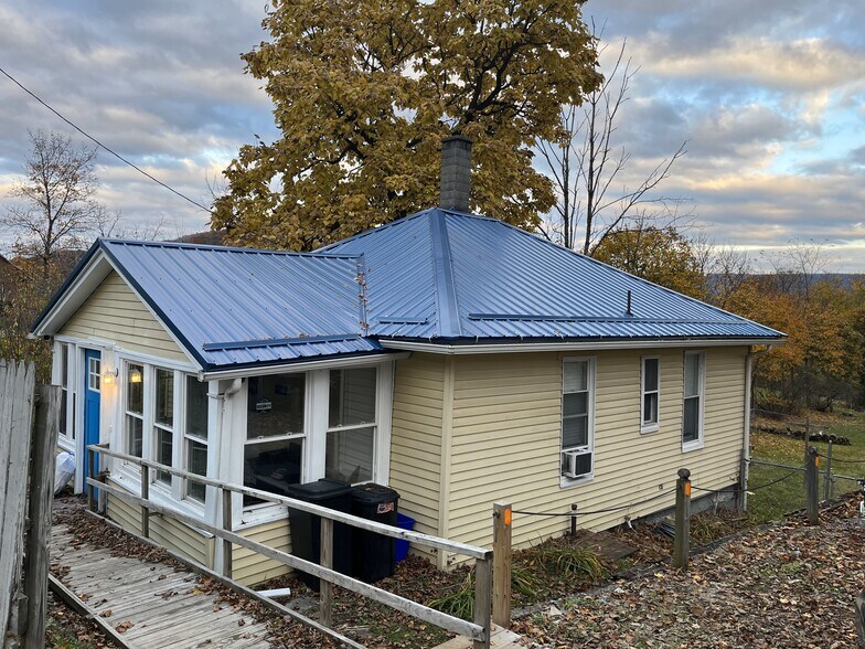 Primary Photo - 444 US-22