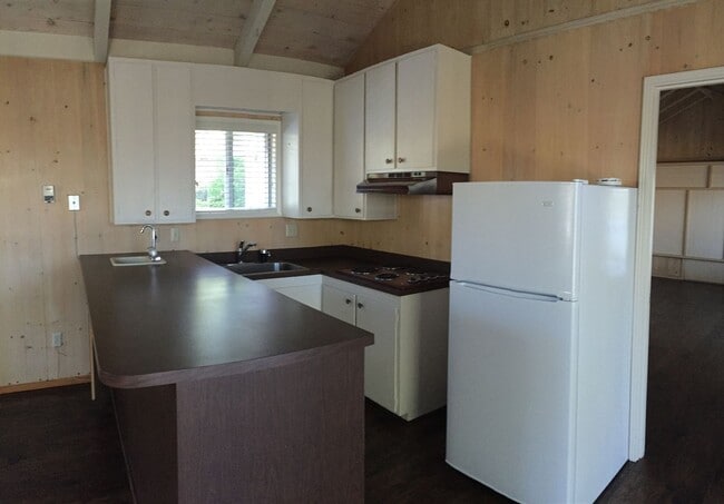Building Photo - 1563 Sonado Rd