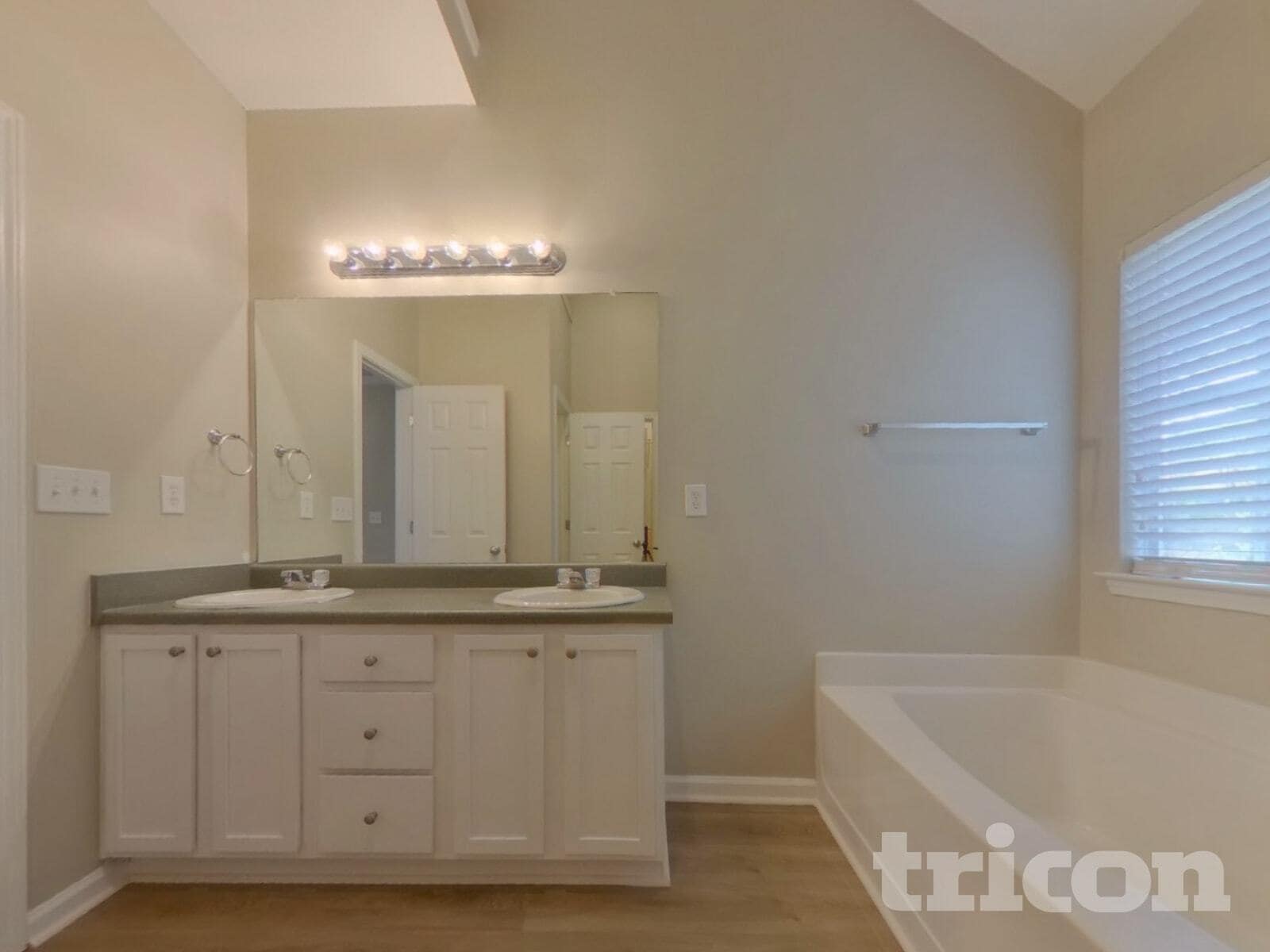 Building Photo - 9313 Scarlett Dr SW